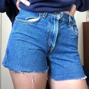 hand-cut levi jean shorts